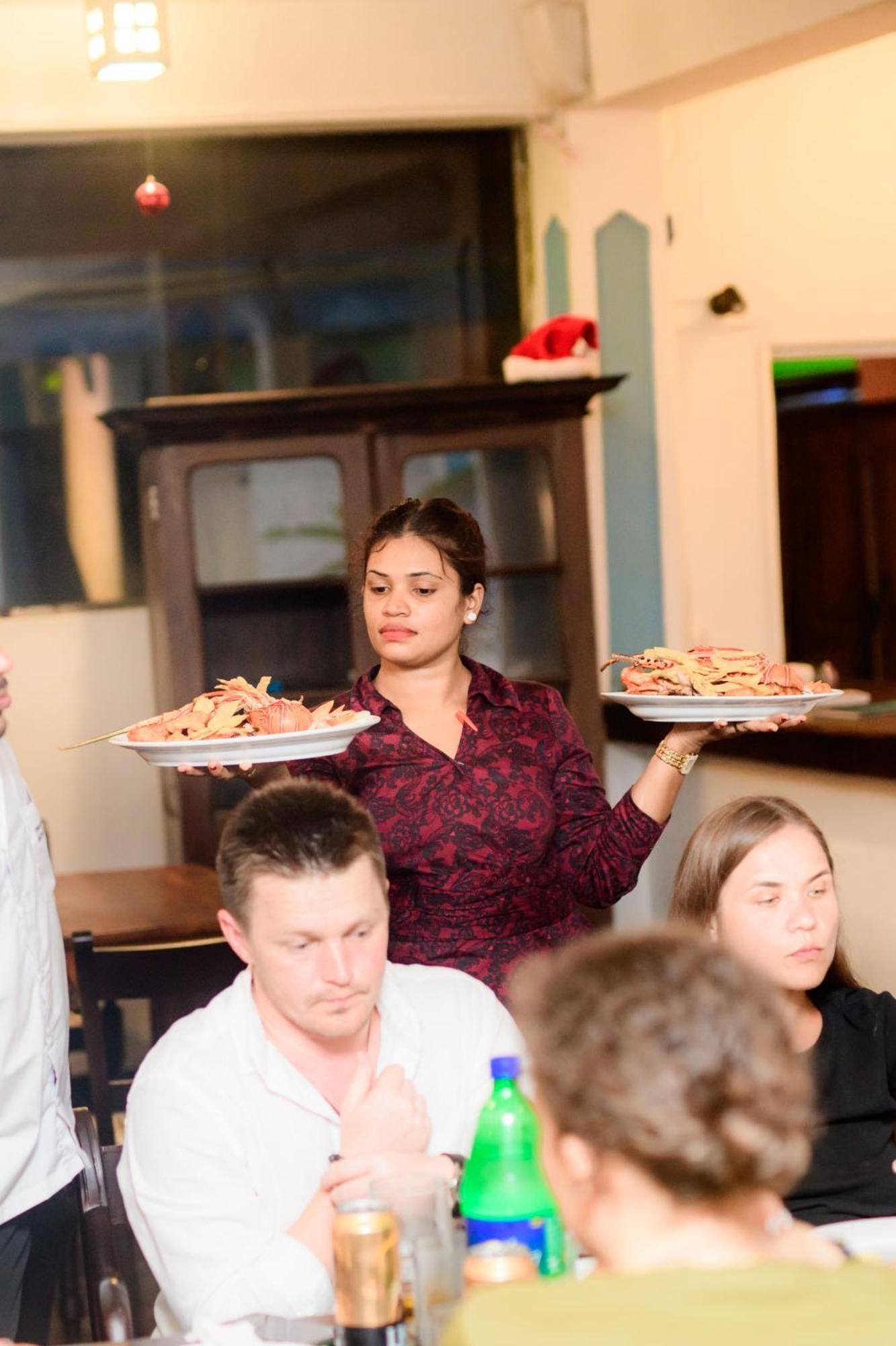 Royal Beach Hotel & Restaurant Hikkaduwa Dış mekan fotoğraf
