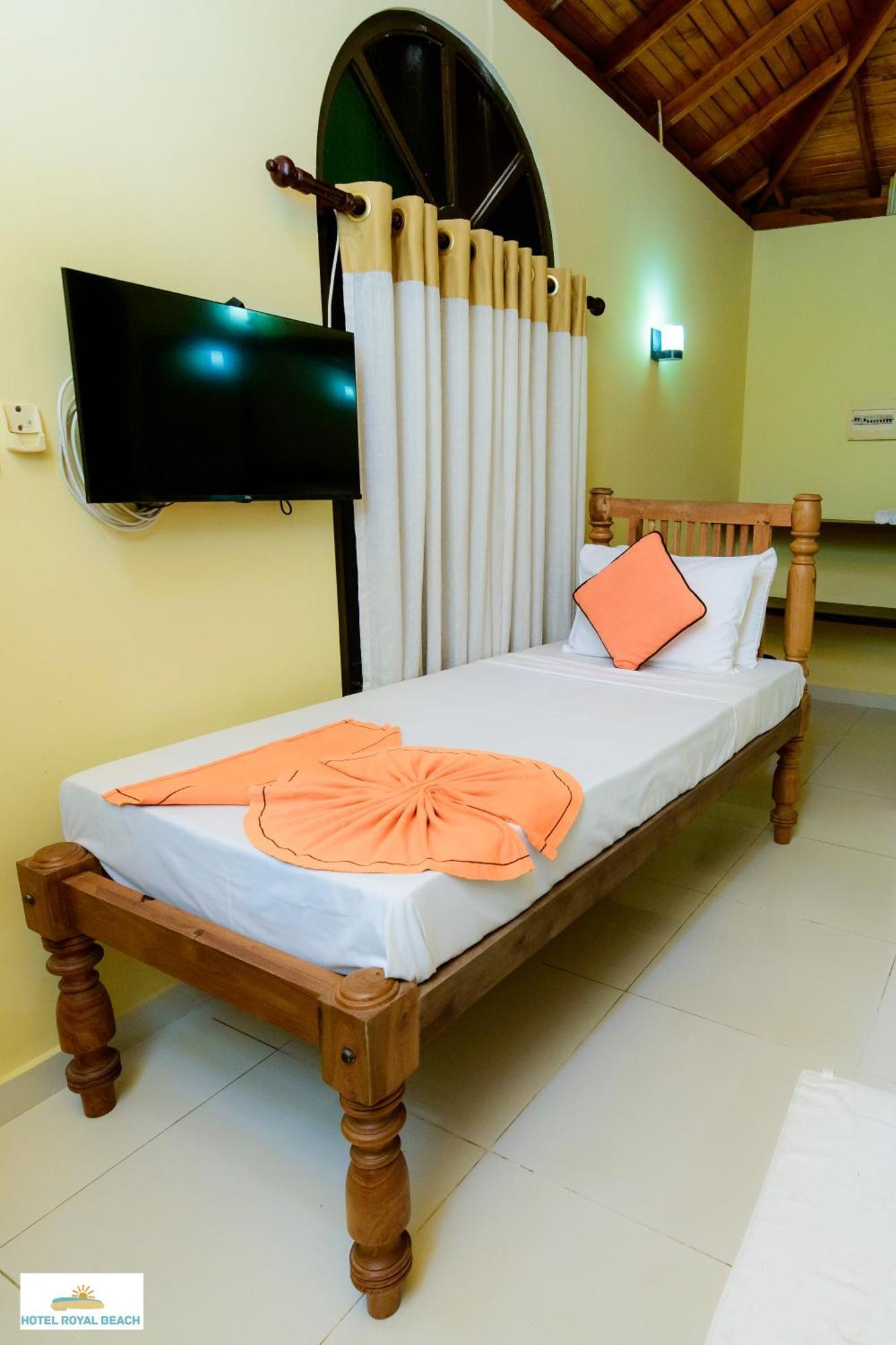 Royal Beach Hotel & Restaurant Hikkaduwa Dış mekan fotoğraf