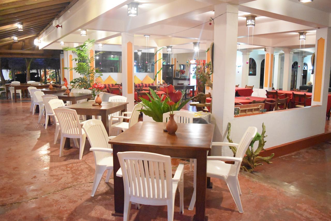 Royal Beach Hotel & Restaurant Hikkaduwa Dış mekan fotoğraf